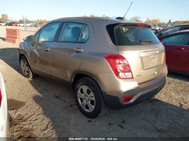 3GNCJKSB5JL313075 Chevrolet TRAX LS