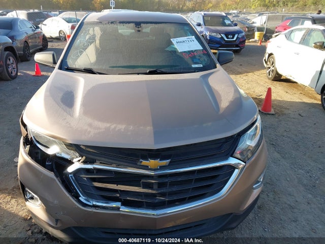 2GNAXHEV8J6188298 Chevrolet EQUINOX LS