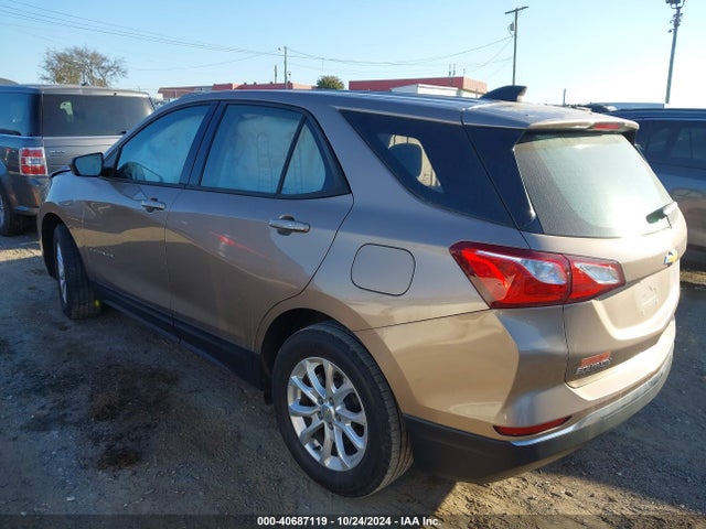 2GNAXHEV8J6188298 Chevrolet EQUINOX LS