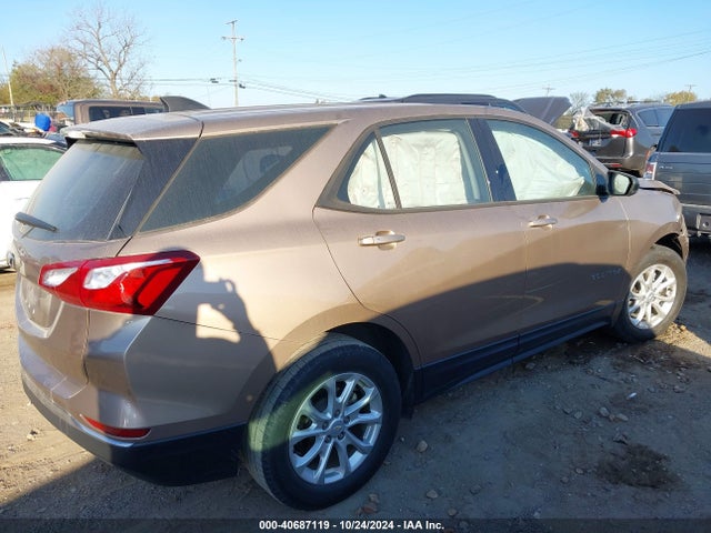 2GNAXHEV8J6188298 Chevrolet EQUINOX LS