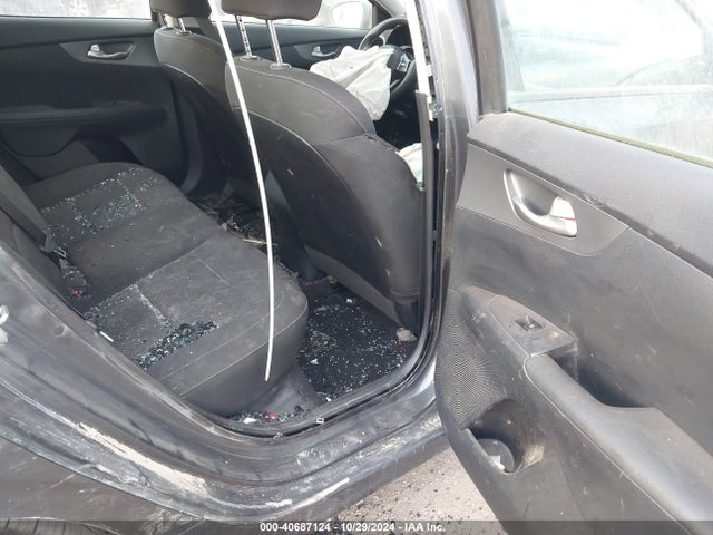 3KPF24AD6LE143818 KIA FORTE FE