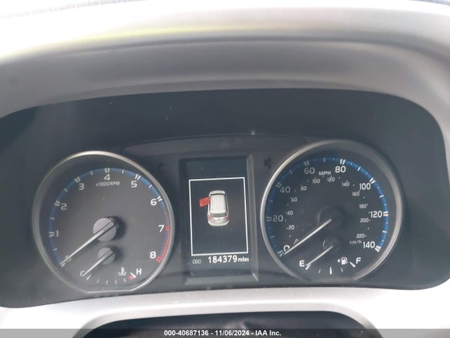 Toyota Rav4 Xle 2017 JTMWFREV6HJ705246 Image 7