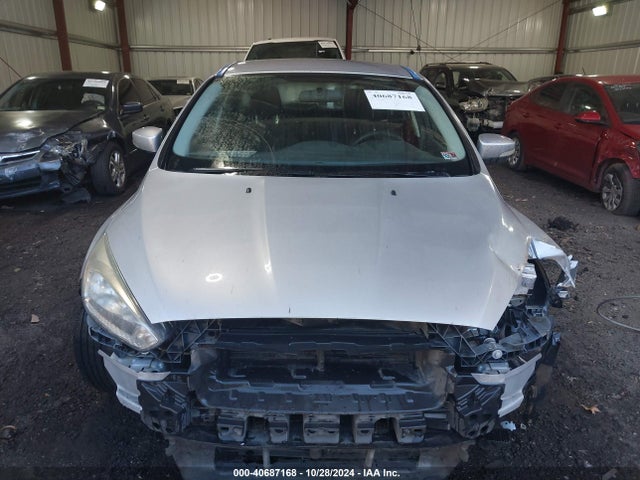 Ford FOCUS SE 2015 1FADP3K23FL295041 Image 12