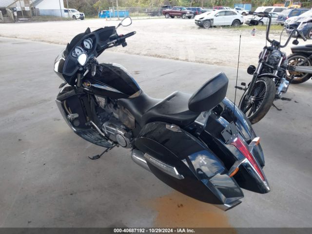 2012 VICTORY MOTORCYCLES CROSS COUNTRY 5VPDW36N7C3003776 Photo 2