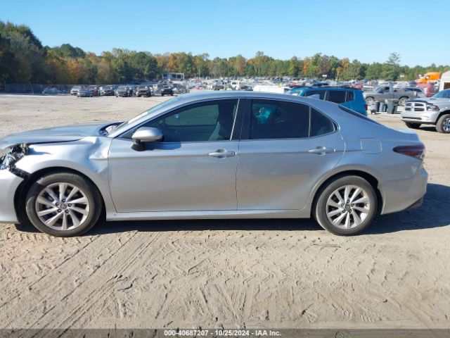 4T1C11AKXRU863678 Toyota CAMRY LE