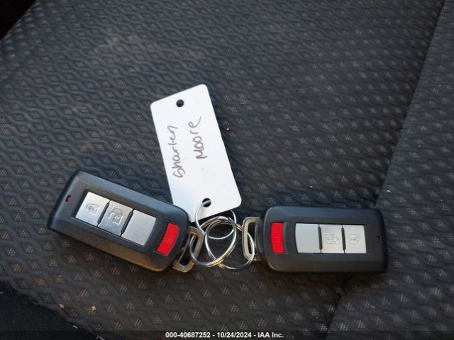 JA4AZ3A37JZ051989 Mitsubishi Outlander Le