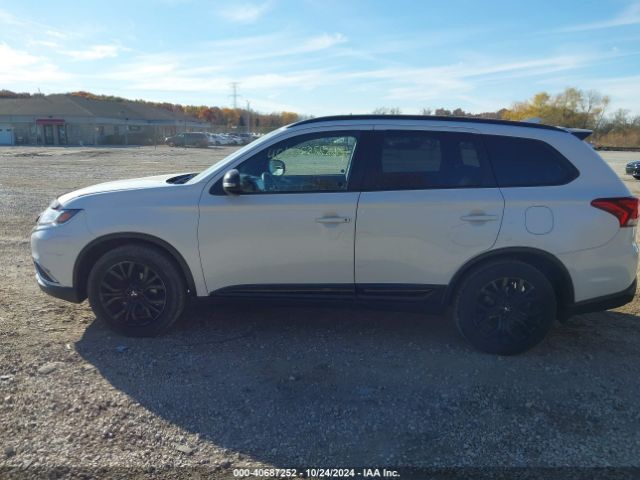 JA4AZ3A37JZ051989 Mitsubishi Outlander Le