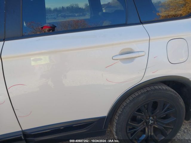 JA4AZ3A37JZ051989 Mitsubishi Outlander Le
