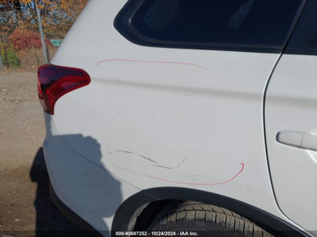 JA4AZ3A37JZ051989 Mitsubishi Outlander Le