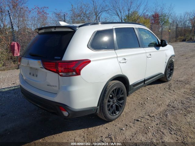 JA4AZ3A37JZ051989 Mitsubishi Outlander Le