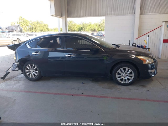 Nissan Altima 2.5 S 2014 1N4AL3AP3EN216062 Image 13
