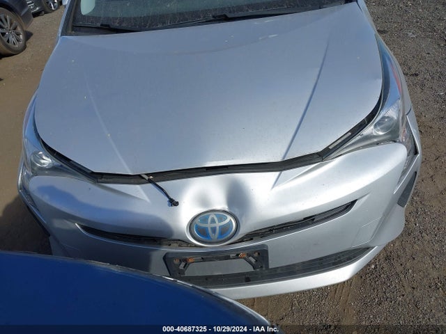 Toyota Prius Two 2017 JTDKBRFU6H3546507 Image 12