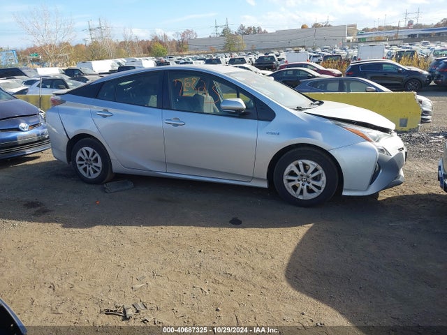 Toyota Prius Two 2017 JTDKBRFU6H3546507 Image 13