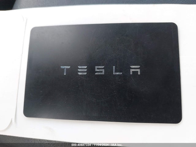 2021 TESLA MODEL Y 5YJYGDEE8MF140458 Photo 10