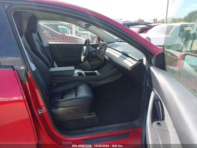 2021 TESLA MODEL Y 5YJYGDEE8MF140458 Photo 4