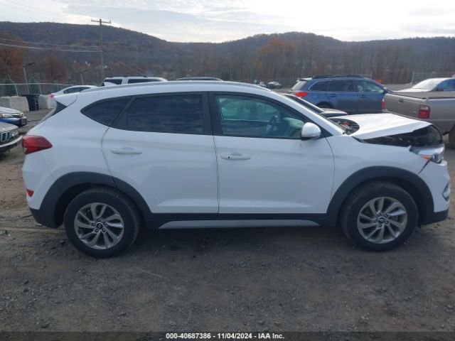 KM8J3CA44HU466822 Hyundai Tucson Se Plus