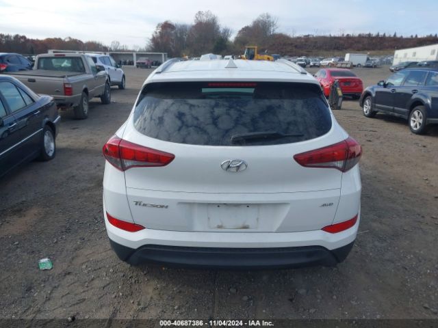 KM8J3CA44HU466822 Hyundai Tucson Se Plus
