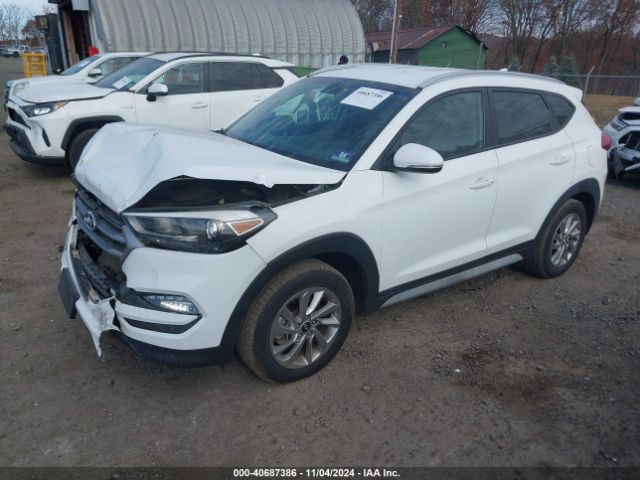 KM8J3CA44HU466822 Hyundai Tucson Se Plus