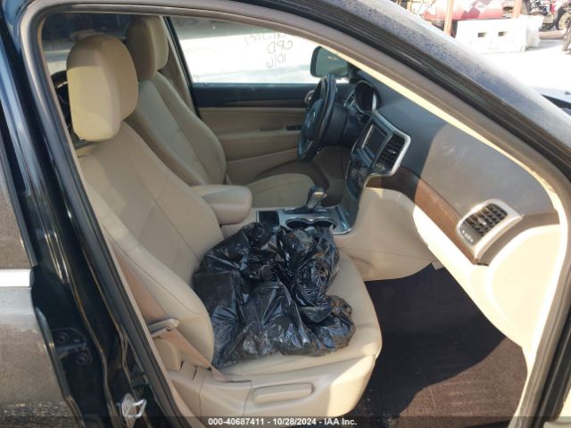 1C4RJFAG1HC662943 Jeep Grand Cherokee Laredo 4x4