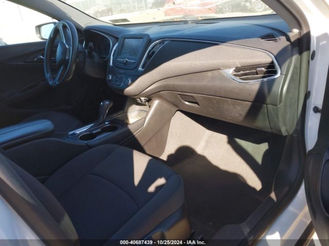 1G1ZD5ST1JF114127 Chevrolet MALIBU LT