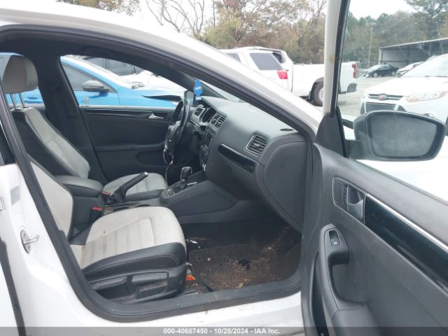 3VWD17AJ0FM400335 Volkswagen Jetta 1.8t Sport
