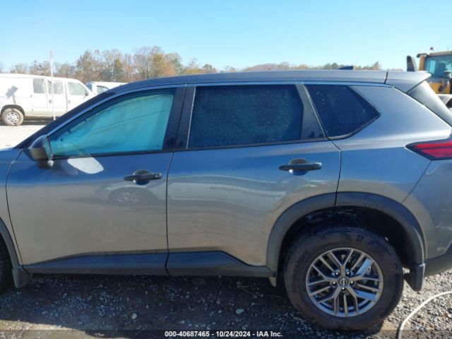 5N1BT3AB6PC757670 Nissan Rogue S Intelligent Awd