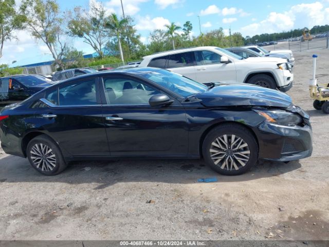 1N4BL4DWXRN366298 Nissan Altima Sv Intelligent Awd