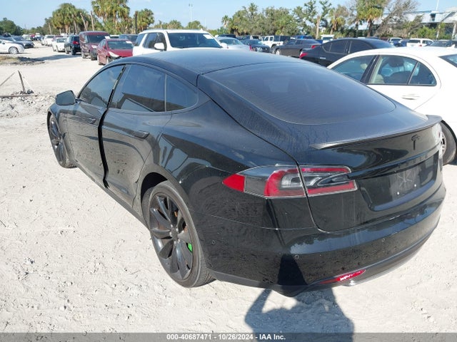 2015 TESLA MODEL S 5YJSA1H49FF092335 Photo 2