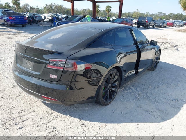 2015 TESLA MODEL S 5YJSA1H49FF092335 Photo 3