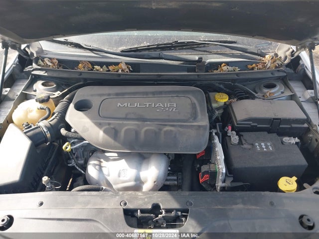 Chrysler 200 Limited 2016 1C3CCCAB7GN110700 Image 10