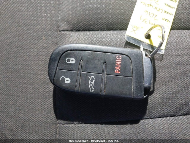 Chrysler 200 Limited 2016 1C3CCCAB7GN110700 Image 11