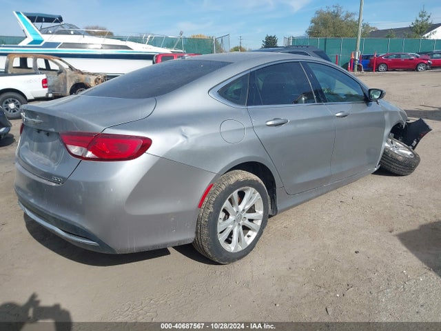 Chrysler 200 Limited 2016 1C3CCCAB7GN110700 Image 4