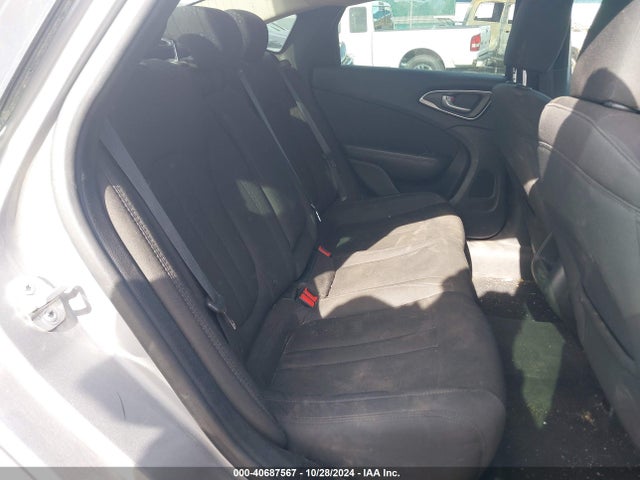 Chrysler 200 Limited 2016 1C3CCCAB7GN110700 Image 8