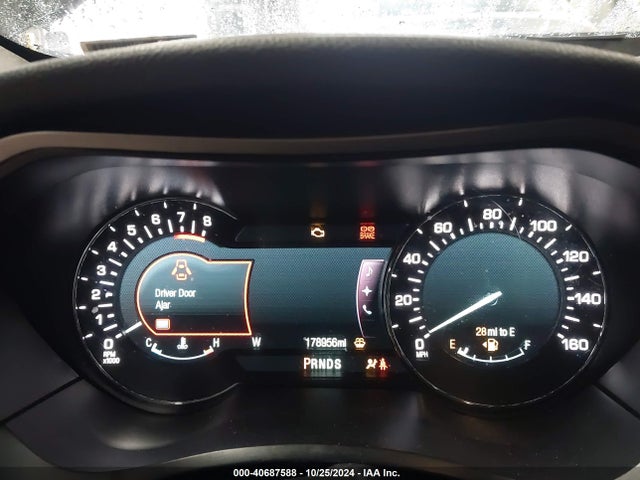 3LN6L2JK6FR624533 Lincoln MKZ