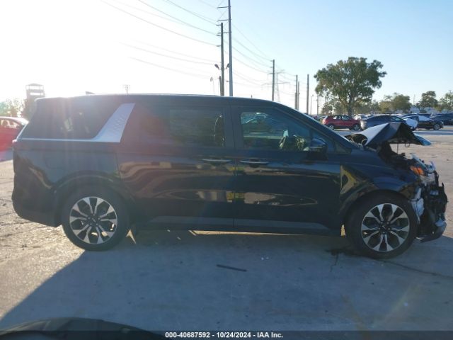 KNDNC5H36N6100827 KIA Carnival Mpv Ex