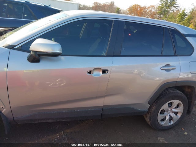 Toyota RAV4 LE 2022 2T3G1RFV3NC288006 Image 15