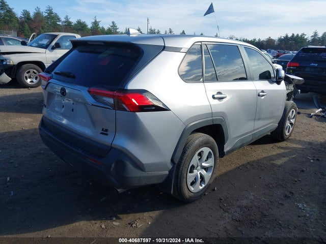 Toyota RAV4 LE 2022 2T3G1RFV3NC288006 Image 4