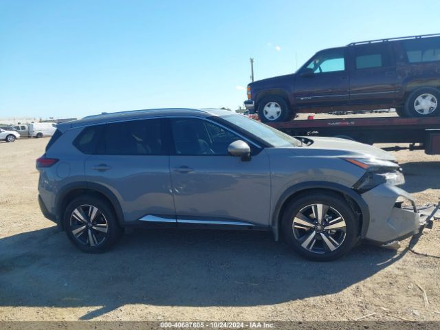 JN8AT3DC7MW101738 Nissan Rogue Platinum Fwd