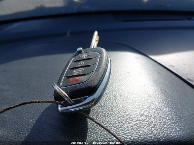 Hyundai Sonata 2016 5NPE24AF6GH410891 Image 11