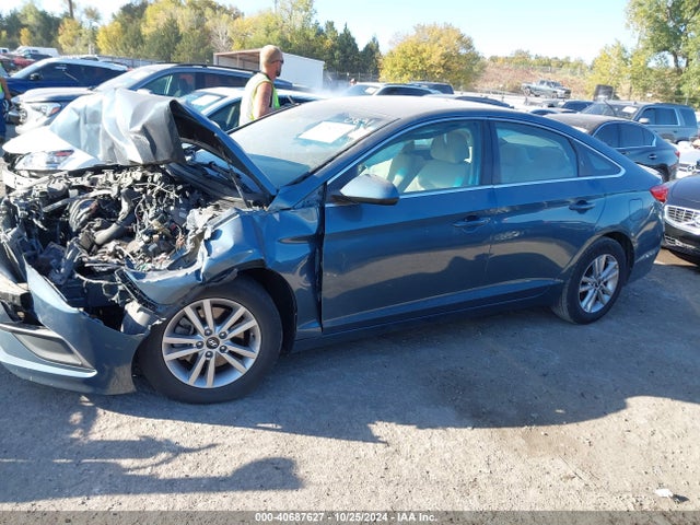 Hyundai Sonata 2016 5NPE24AF6GH410891 Image 14