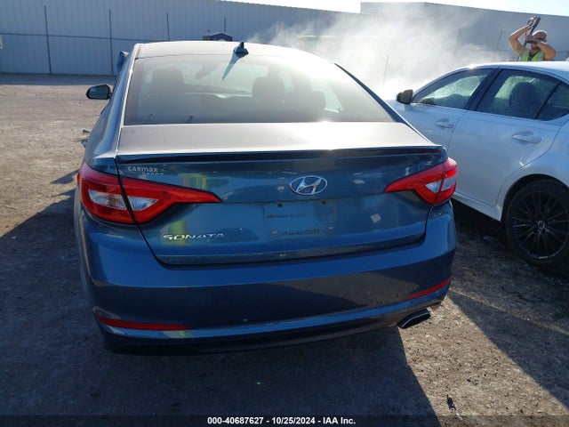 Hyundai Sonata 2016 5NPE24AF6GH410891 Image 16