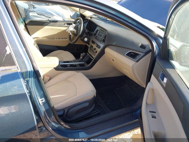 Hyundai Sonata 2016 5NPE24AF6GH410891 Image 5
