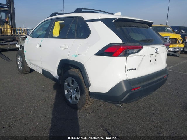 Toyota RAV4 LE 2020 2T3H1RFV5LW068737 Image 3