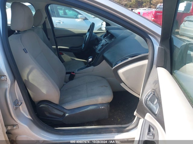 Aukcja sprzedaży 2016 Ford Focus Se, vin: 1FADP3K20GL308992, numer aukcji: 40687674
