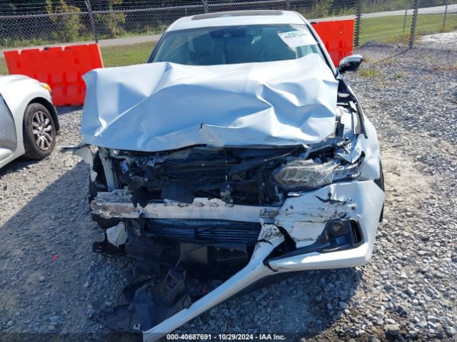 1HGCV2F90NA009784 Honda Accord Touring