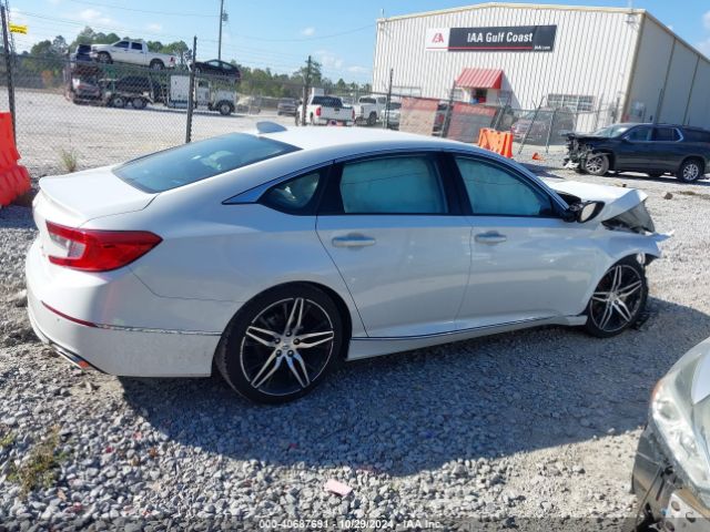 1HGCV2F90NA009784 Honda Accord Touring