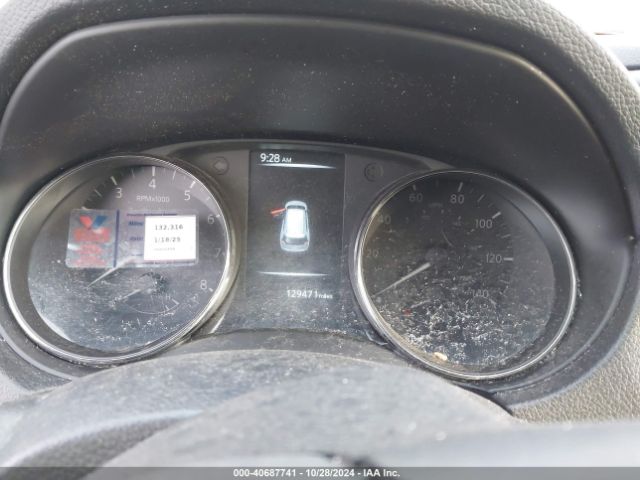 KNMAT2MV5HP500946 Nissan ROGUE S