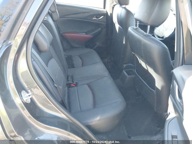 JM1DKFC76J0319072 Mazda Cx-3 Touring