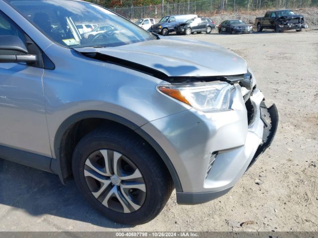 JTMBFREV0JJ195691 Toyota RAV4 LE