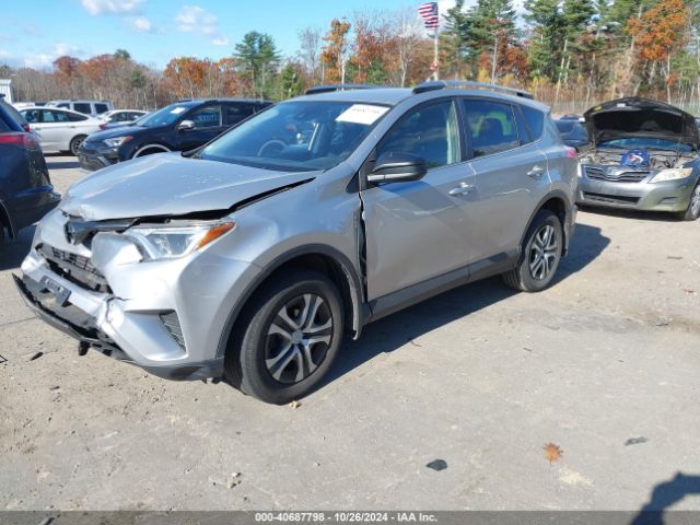 JTMBFREV0JJ195691 Toyota RAV4 LE